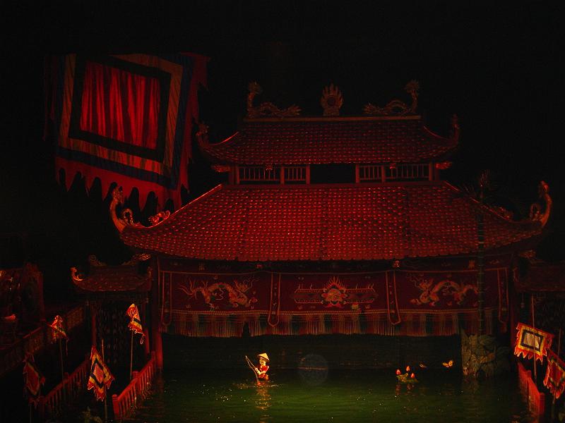 006- Theatre de marionnettes sur eau.JPG - Théatre de marionnettes sur l'eau